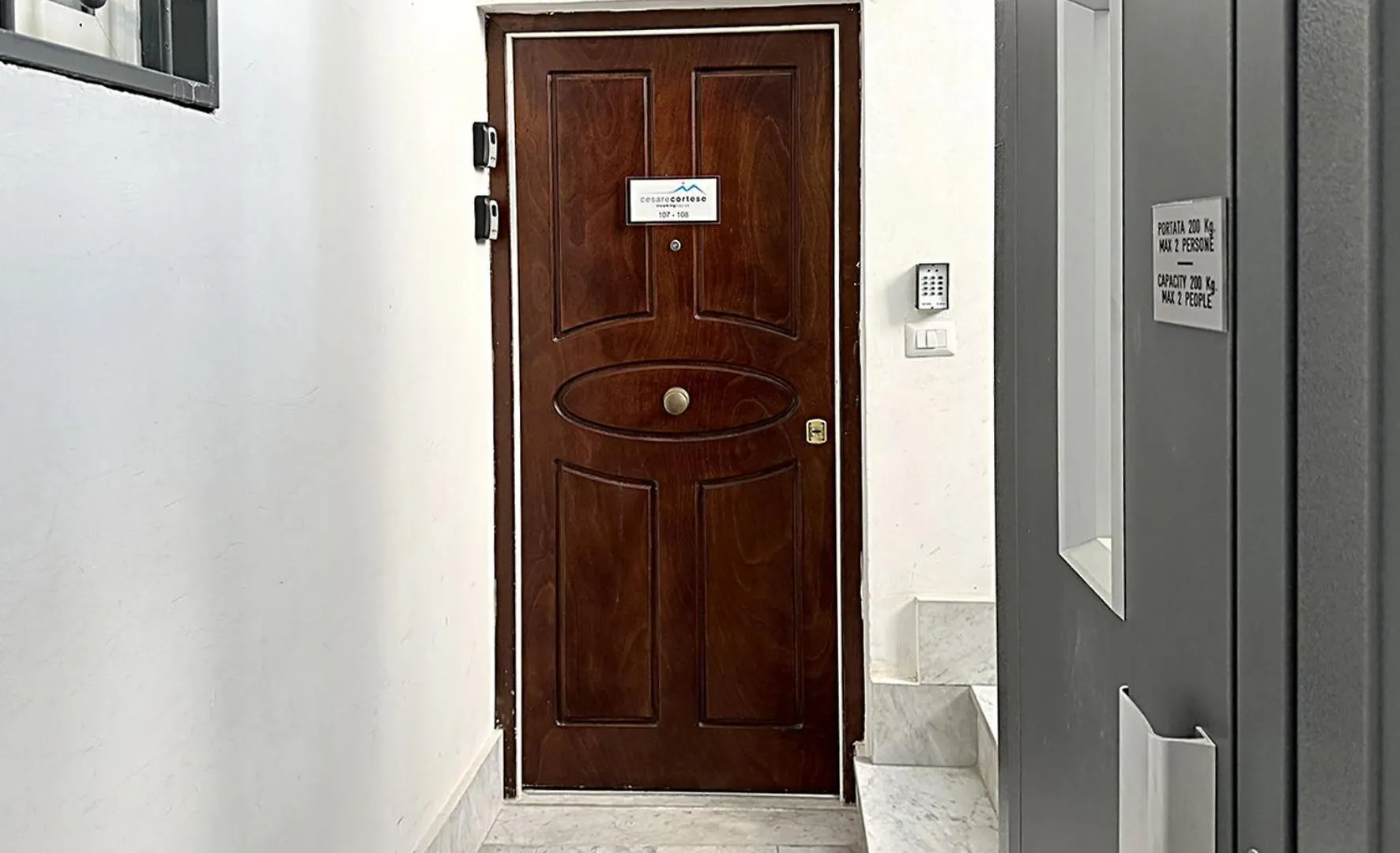 Incoming Cesare Cortese Neapel Pensionat